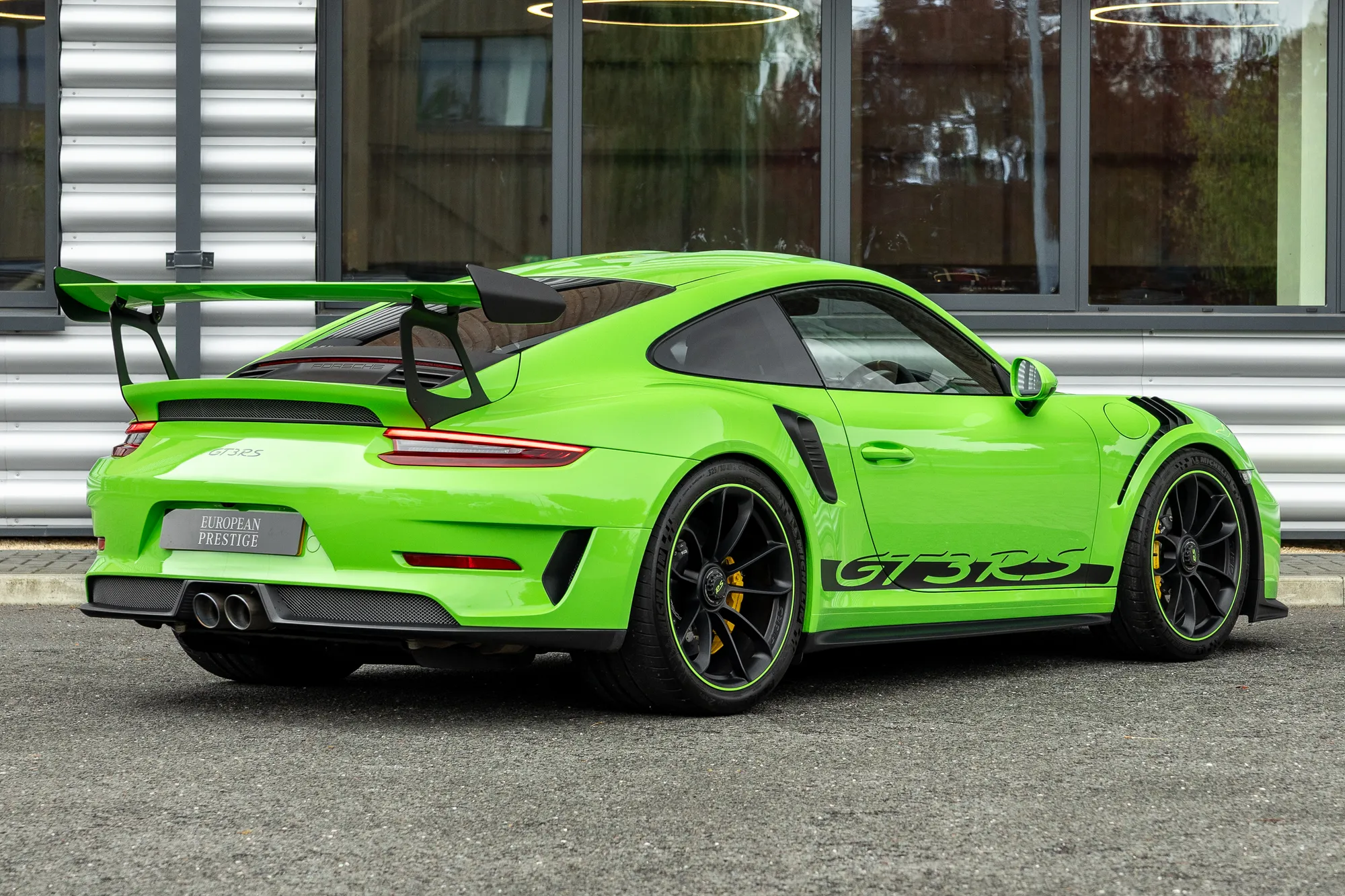 2024 Porsche 911 GT3 RS photo 3