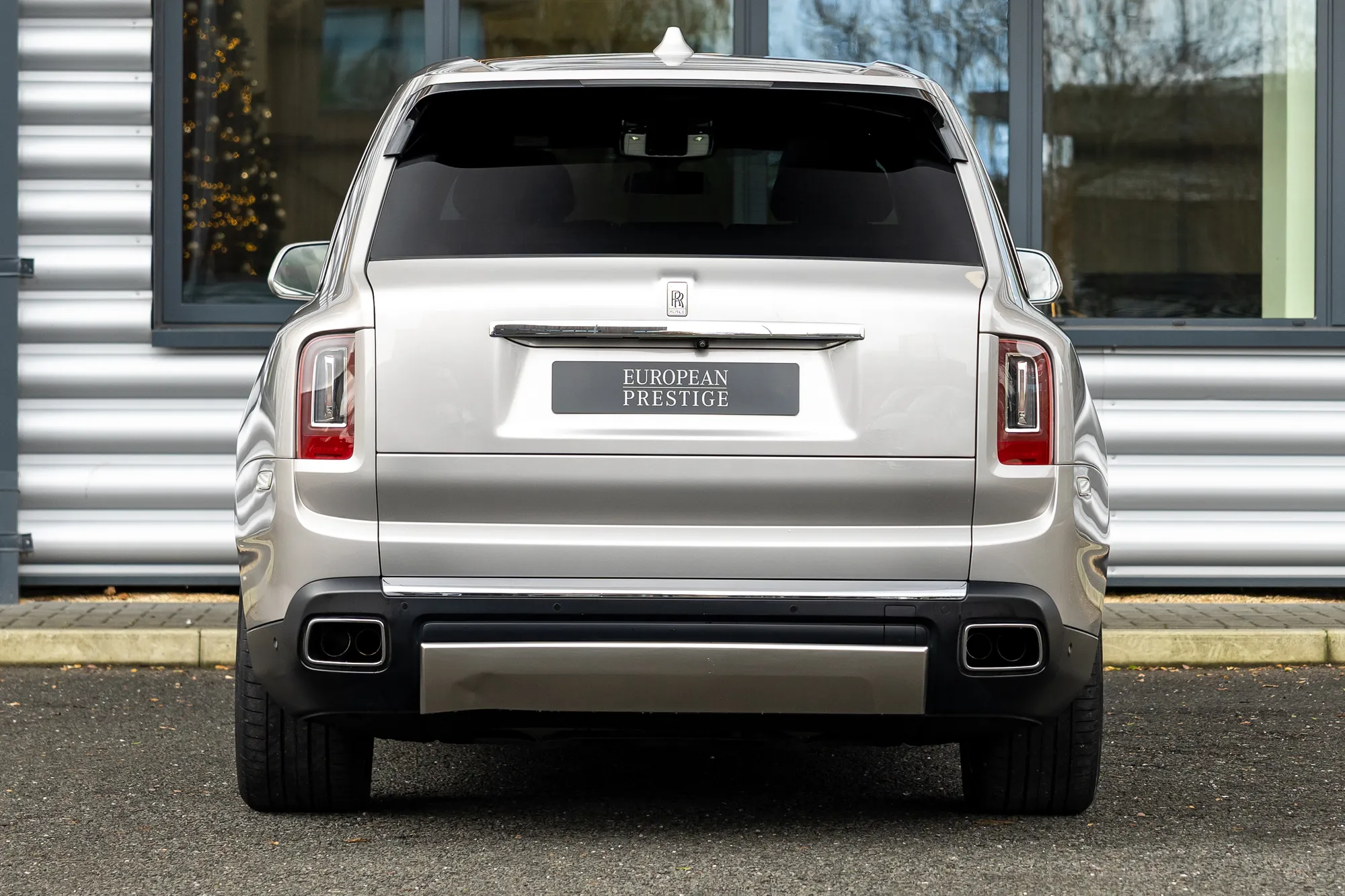 2024 Rolls-Royce Cullinan Black Badge photo 4